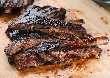 BBQ Ribs with a Sweet & Spicy Glaze